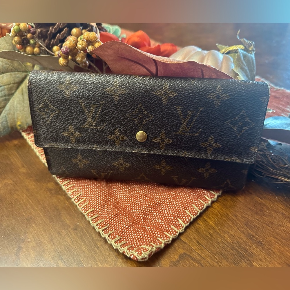 Louis Vuitton Monogram Porte Tresor International Trifold Long Wallet